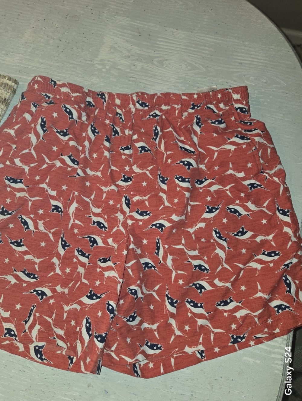 Columbia Red Patriotic Shark Print Swim Trunks Mens L